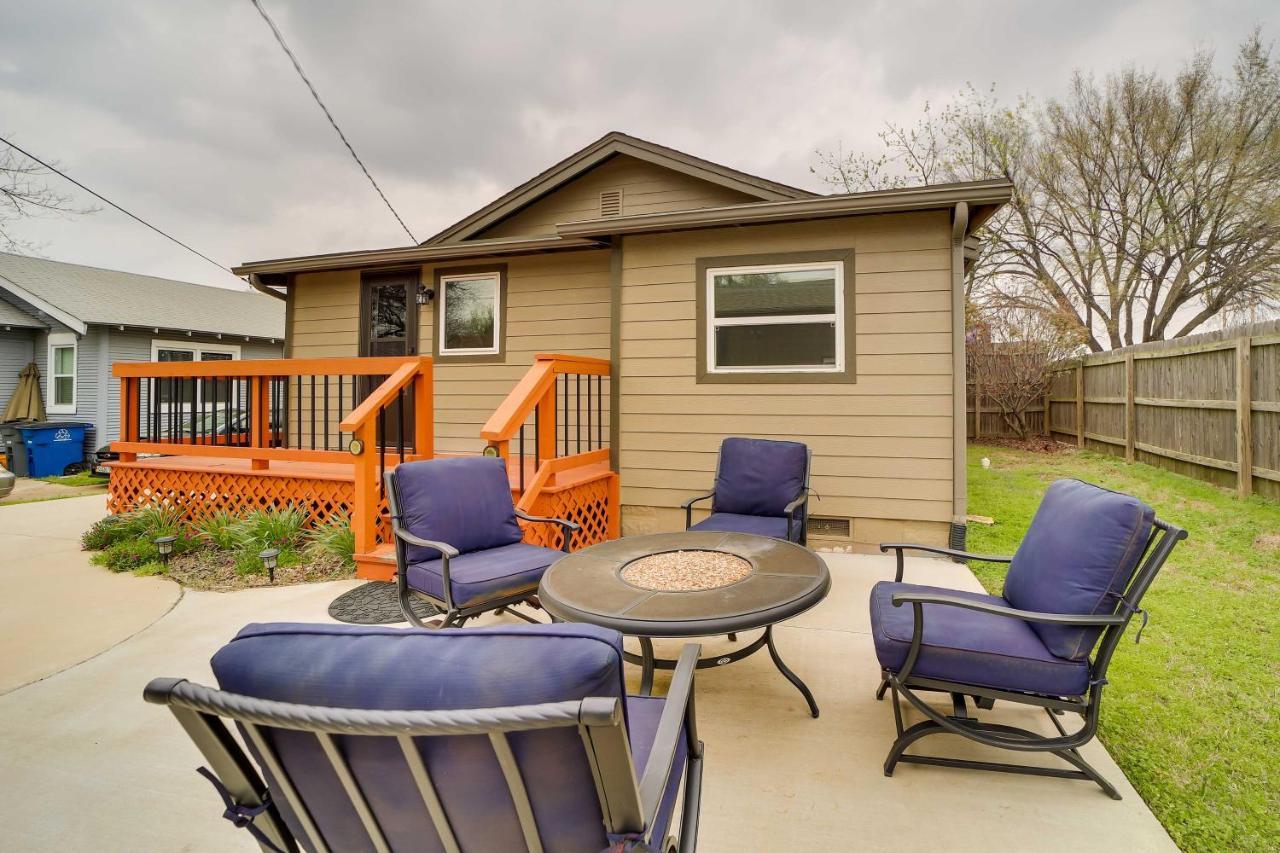 Vacation About 3 Mi To Downtown Holiday home