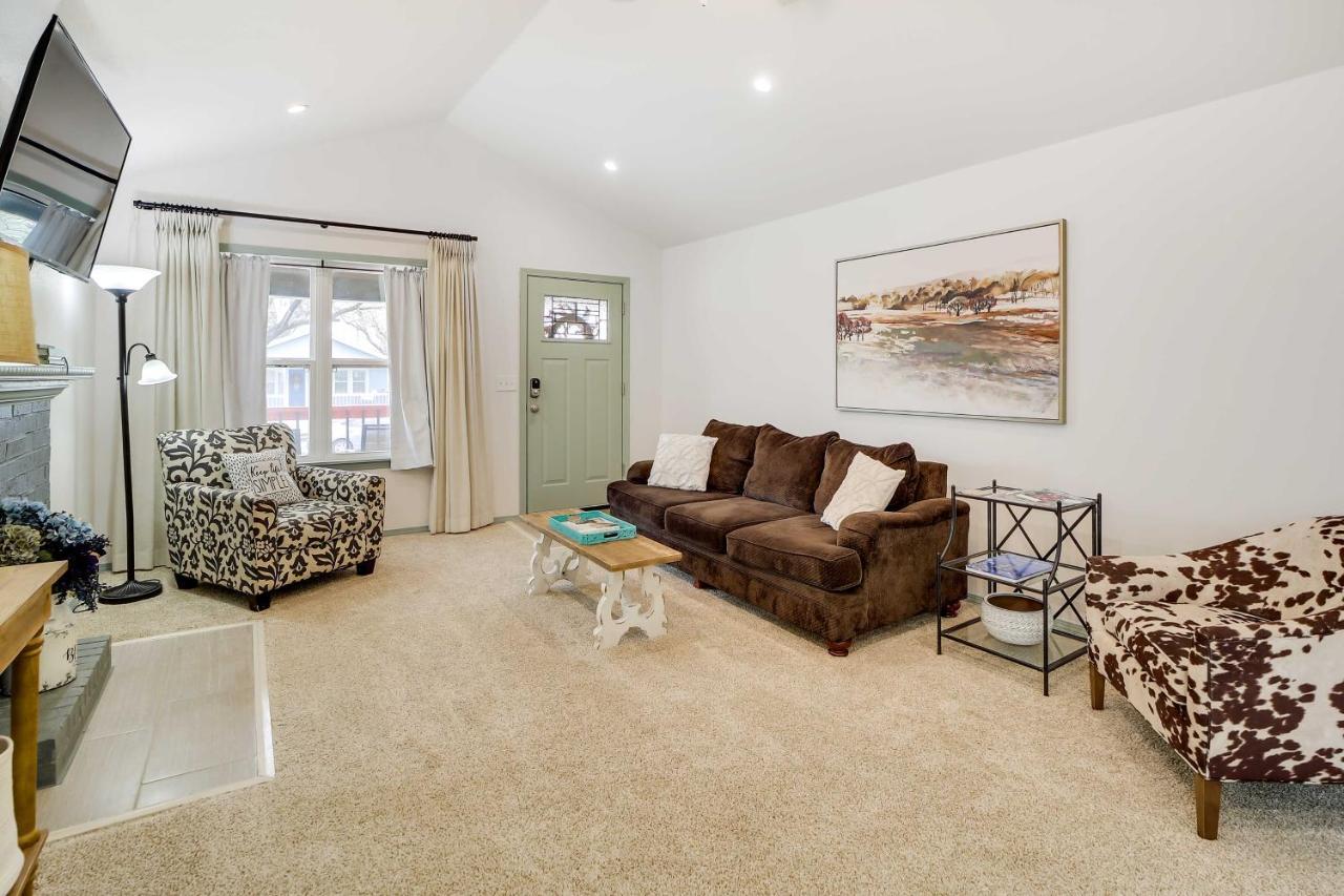 Vacation About 3 Mi To Downtown Holiday home Tulsa