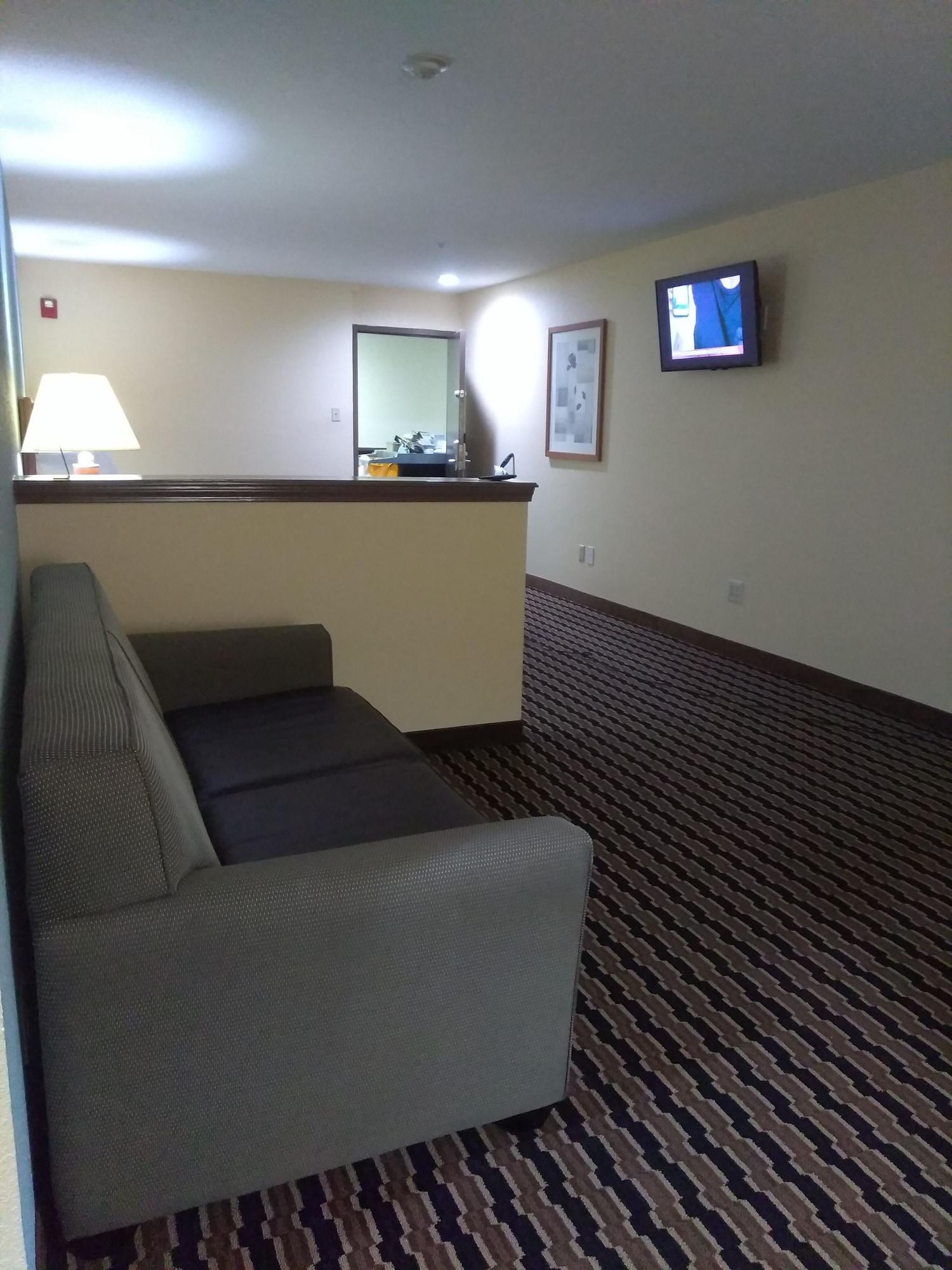 Expo Hotel