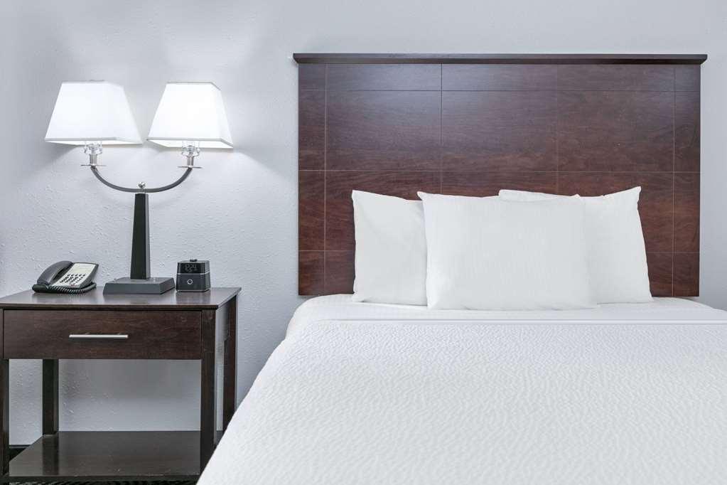 La Quinta By Wyndham Airport / Expo Square 3*