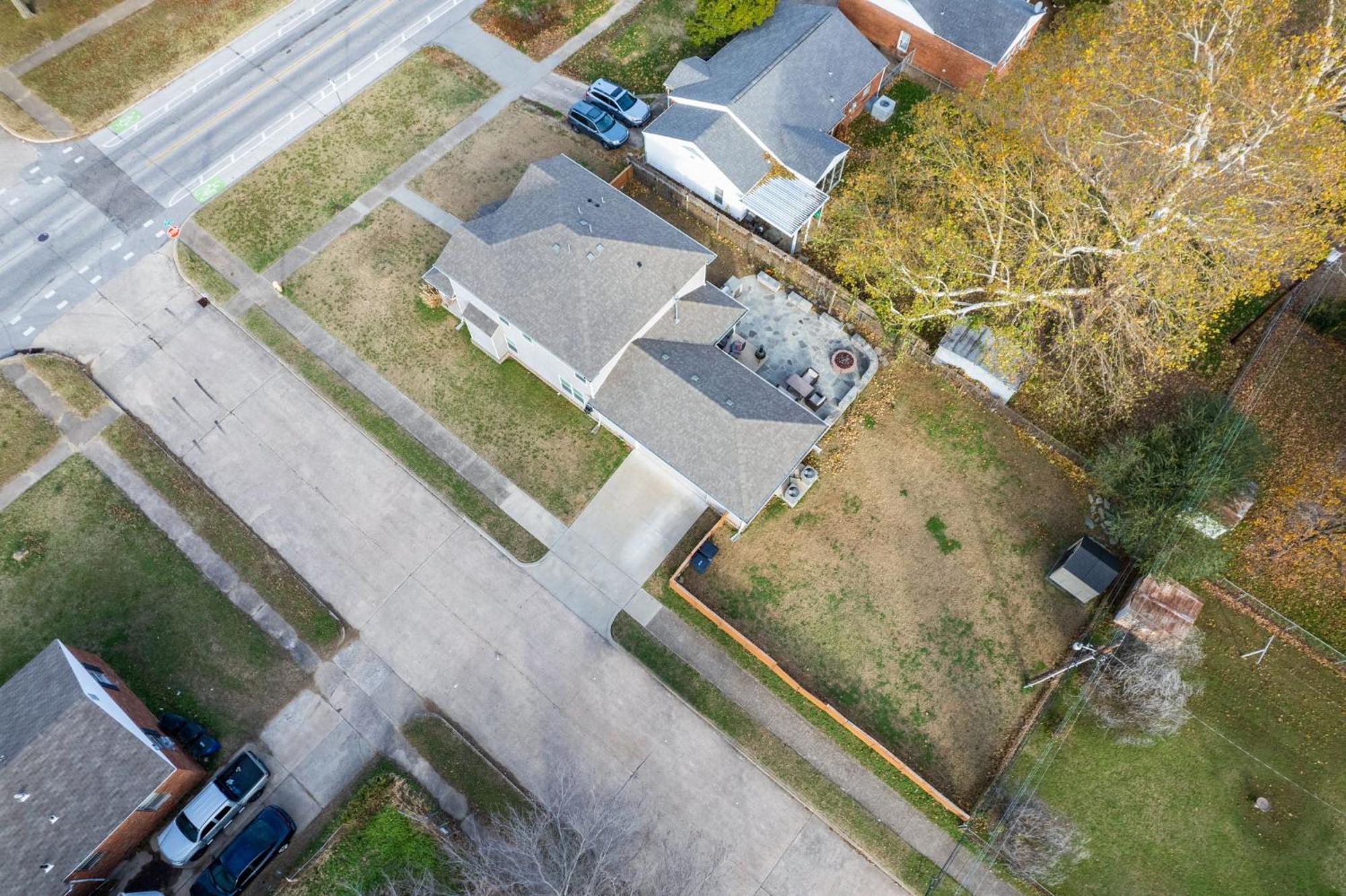 6 Bed,fire Pit, Grill, Walk To Tu By Hvnlyhomes Tulsa
