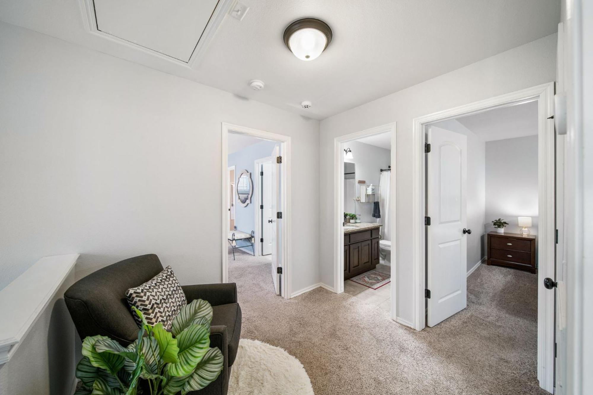 6 Bed,fire Pit, Grill, Walk To Tu By Hvnlyhomes *