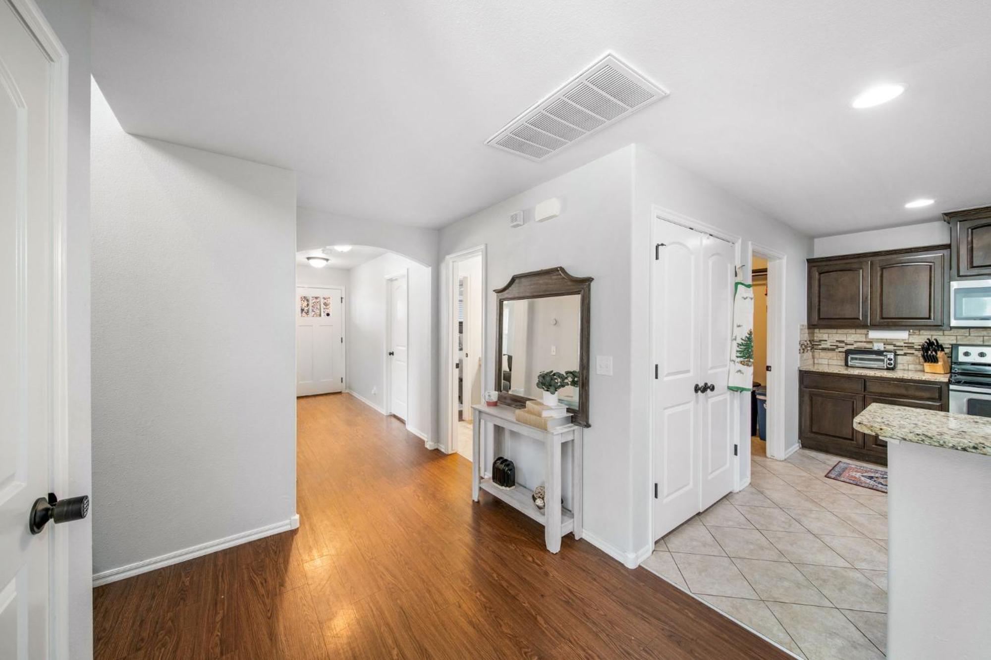 6 Bed,fire Pit, Grill, Walk To Tu By Hvnlyhomes * Tulsa