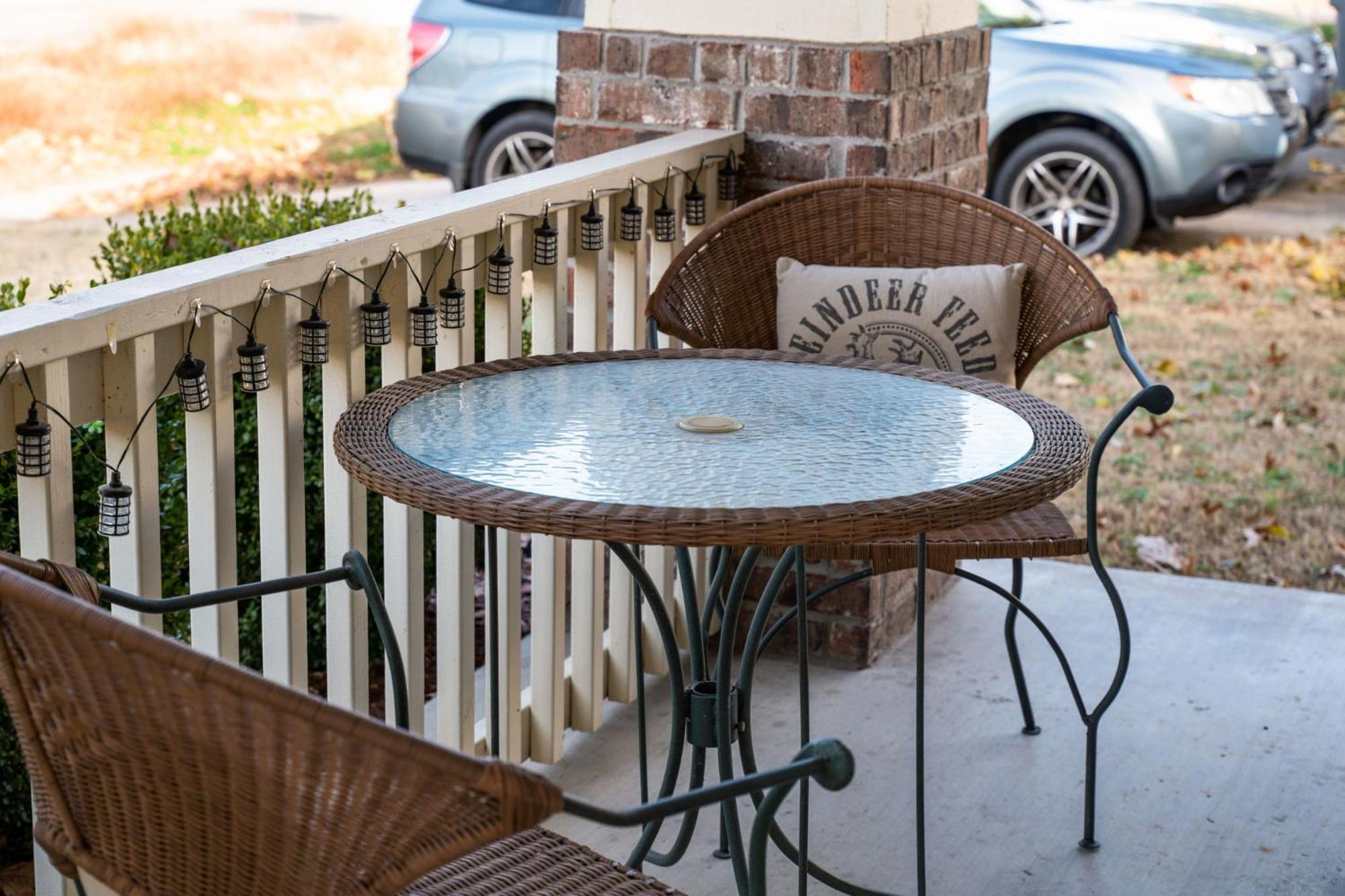 6 Bed,fire Pit, Grill, Walk To Tu By Hvnlyhomes Holiday home Tulsa