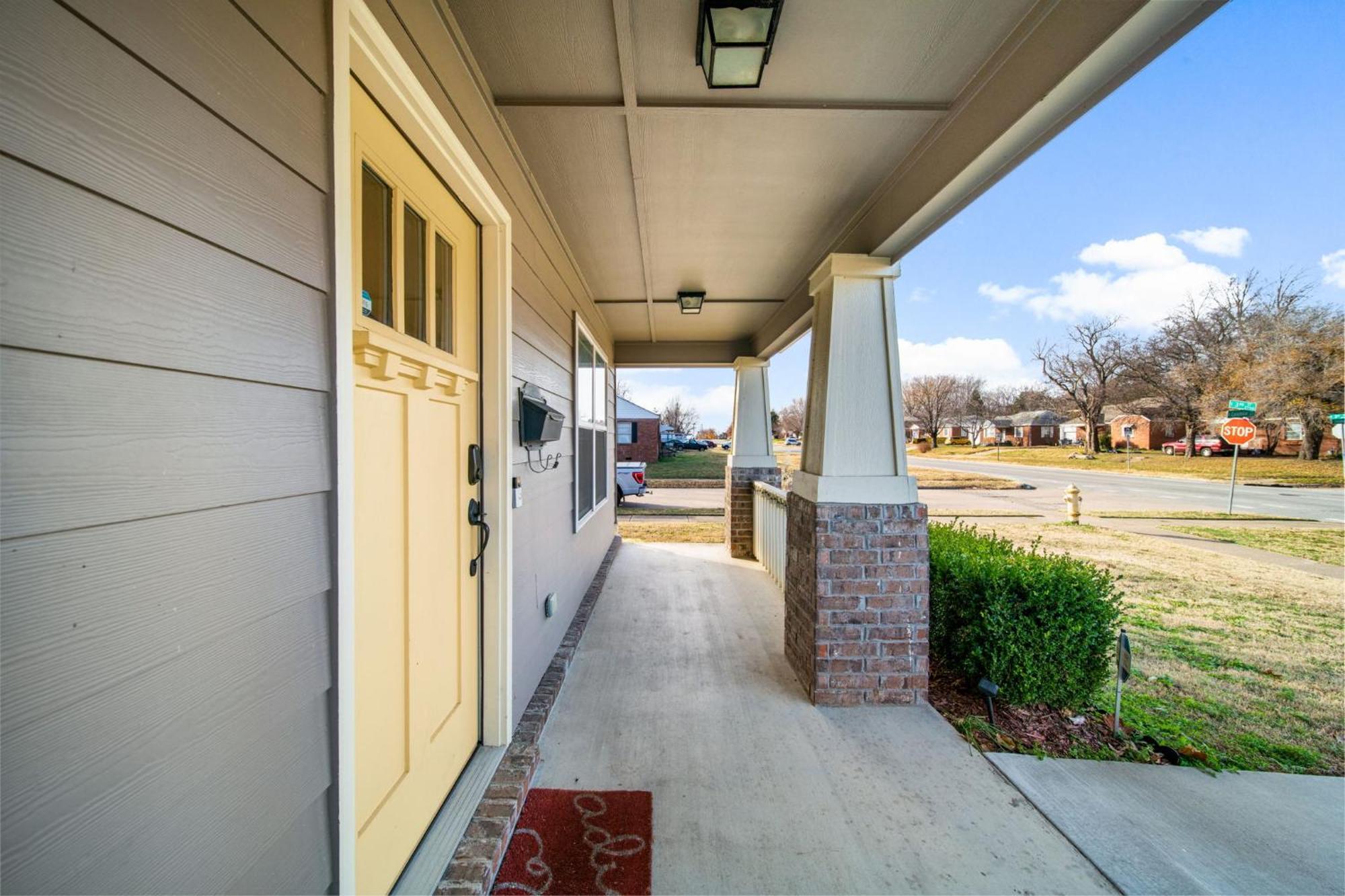 6 Bed,fire Pit, Grill, Walk To Tu By Hvnlyhomes Holiday home Tulsa