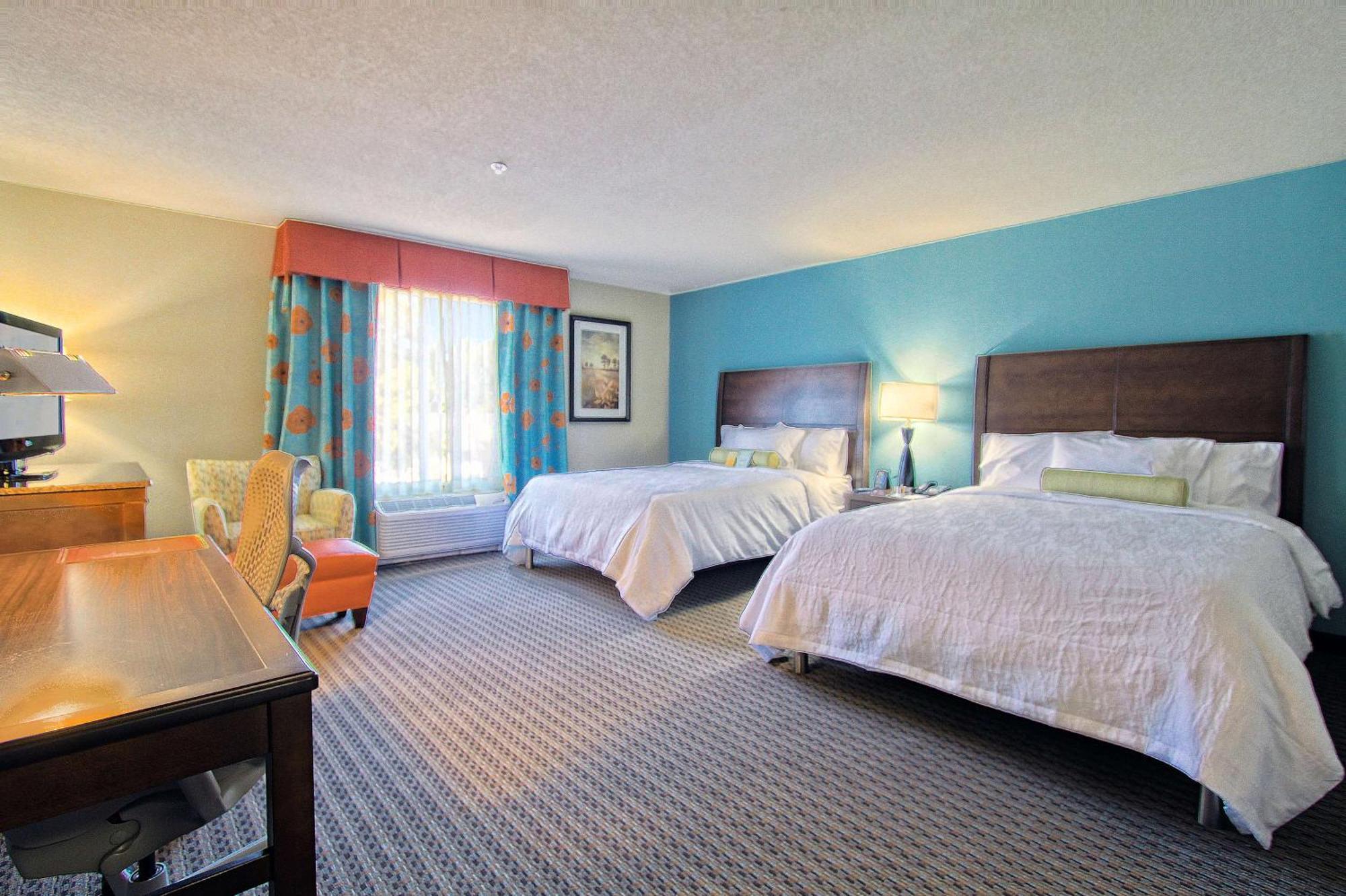 Hilton Garden Midtown 3*
