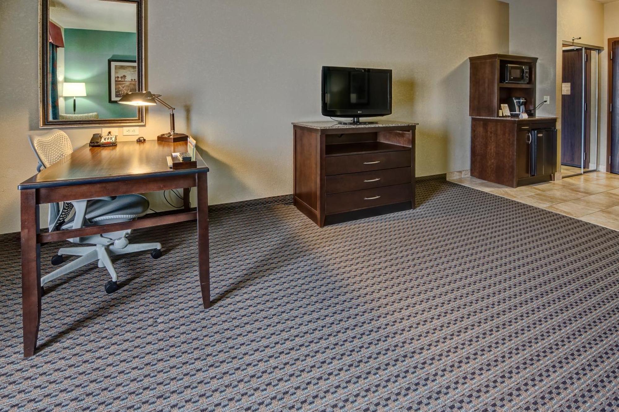 Hilton Garden Midtown Hotel 3*