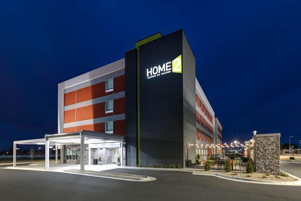 Hotel Home2 By Hilton Airport