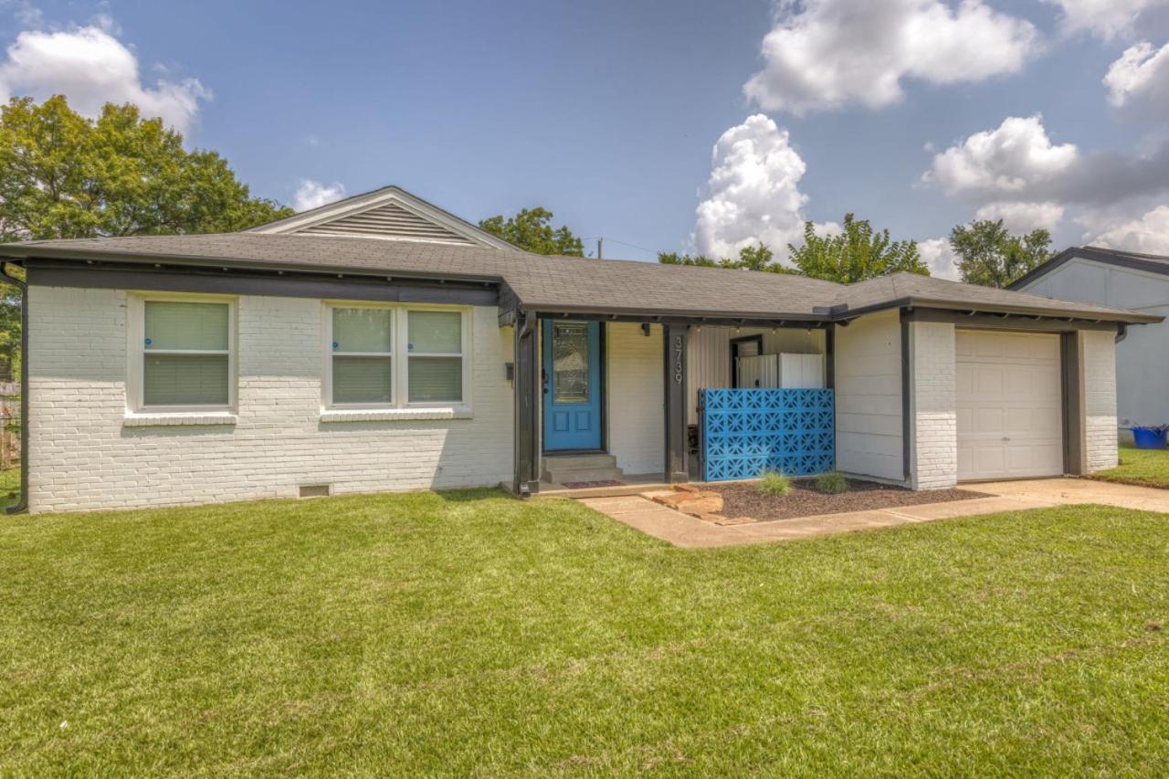 Modernnest-ks Bed And Fire Pit * Tulsa