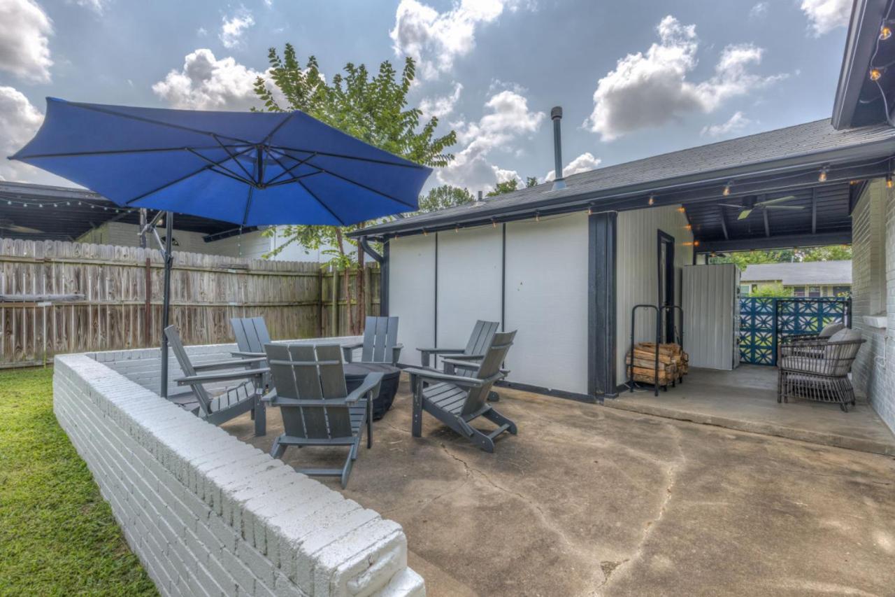 Modernnest-ks Bed And Fire Pit * Tulsa