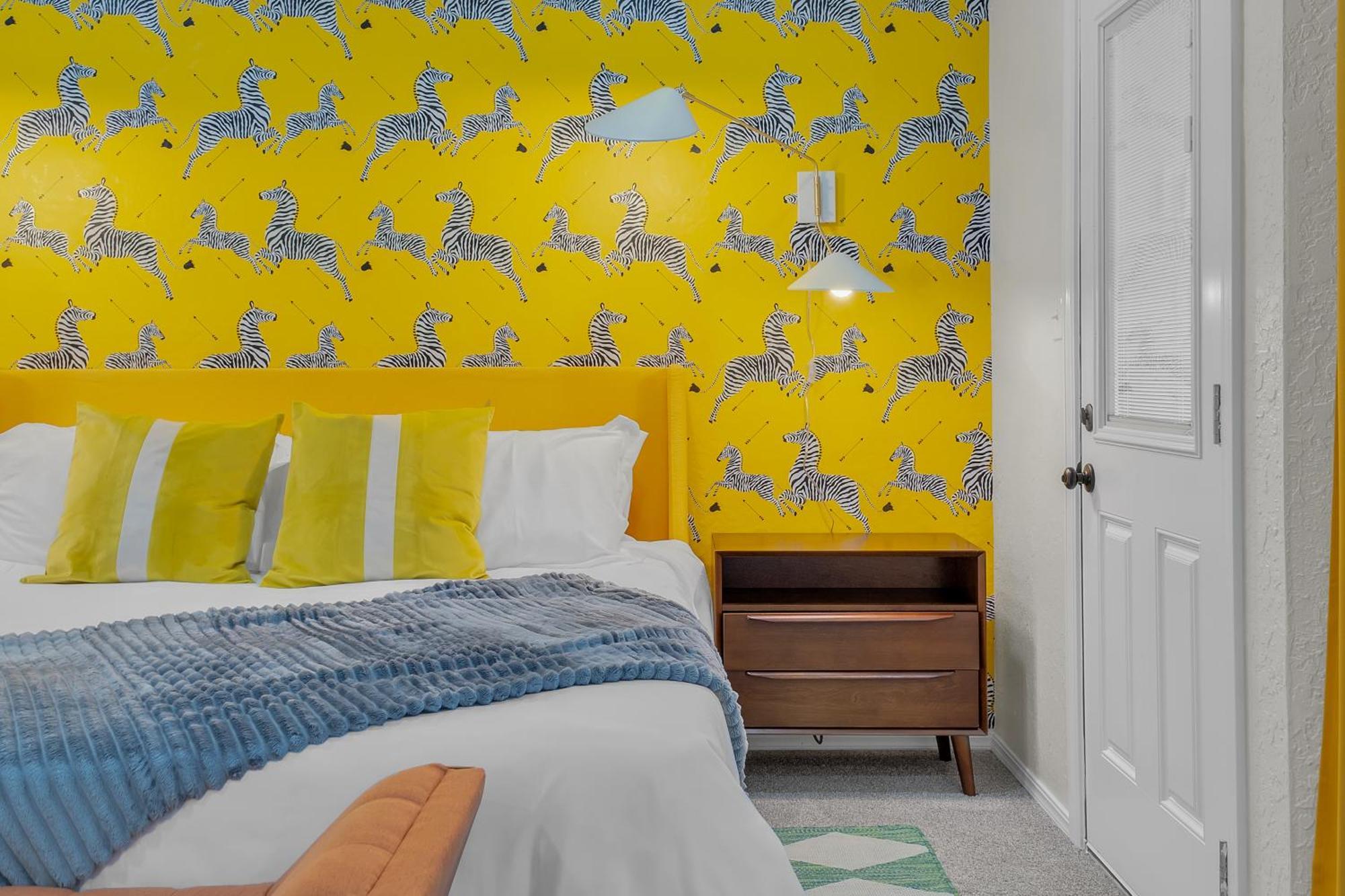 Holiday home Wes Anderson-theme 5bd - Movie Theater & Pingpong