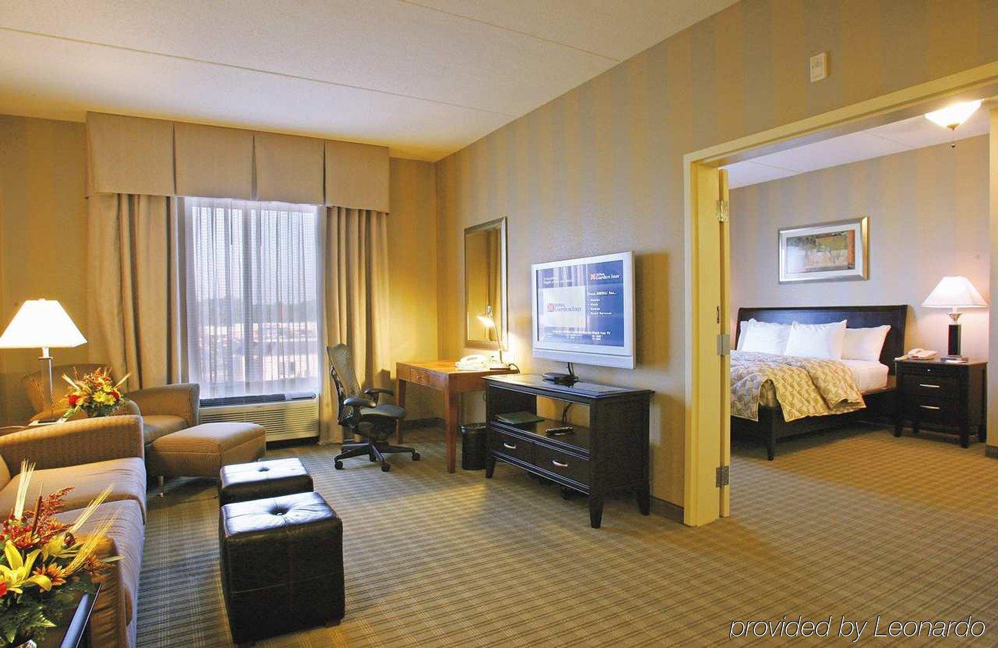 Hilton Garden Midtown 3*