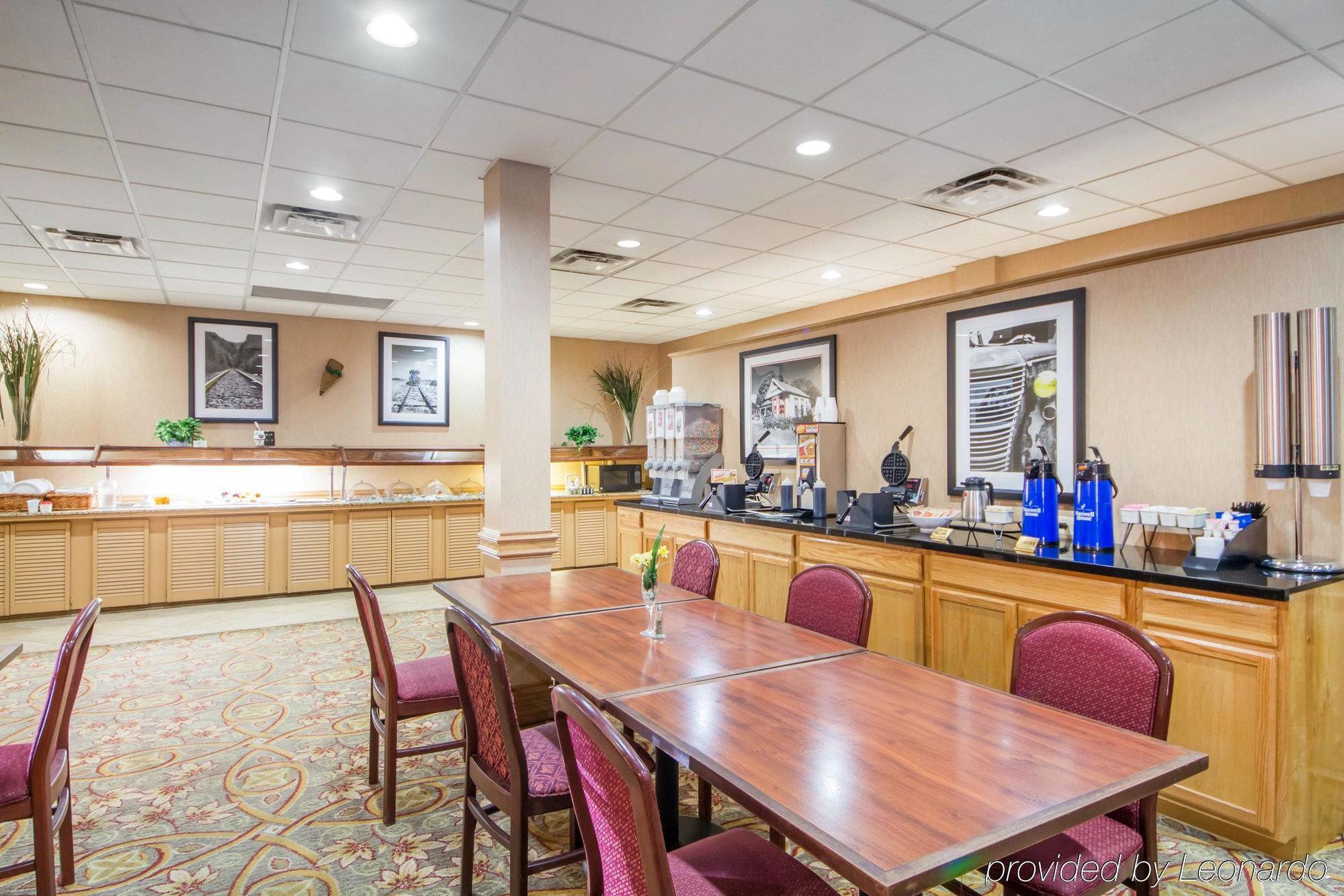 Hotel Clarion International Airport Tulsa