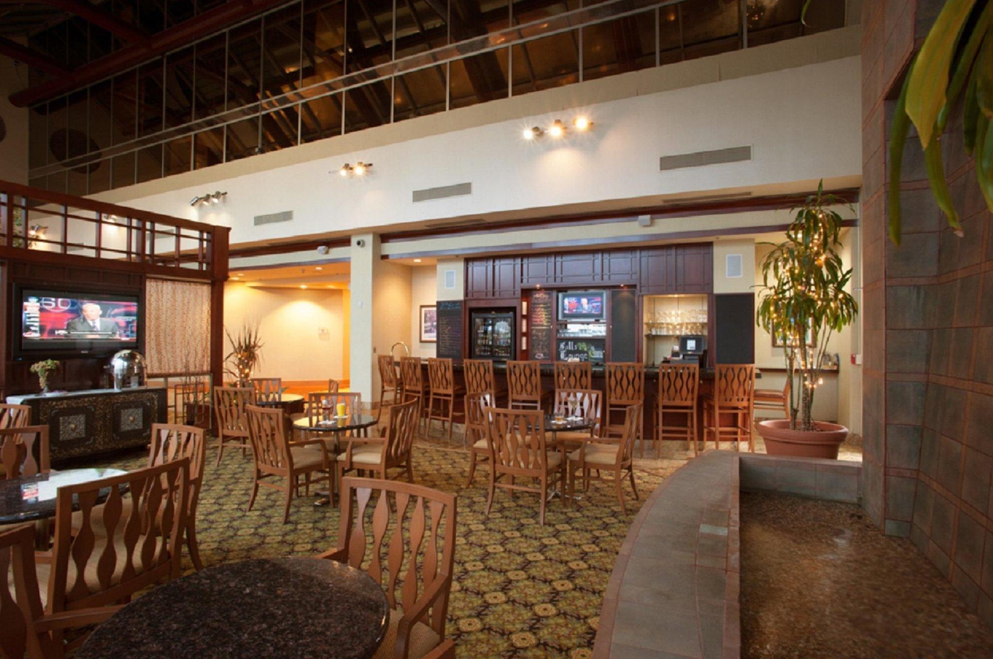 Crowne Plaza Southern Hills Tulsa