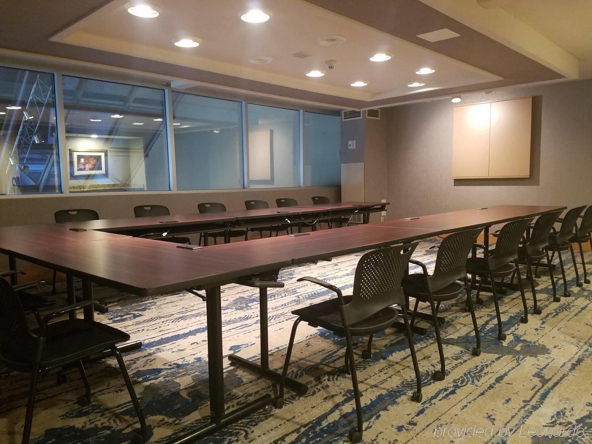 Crowne Plaza Southern Hills Hotel 4*