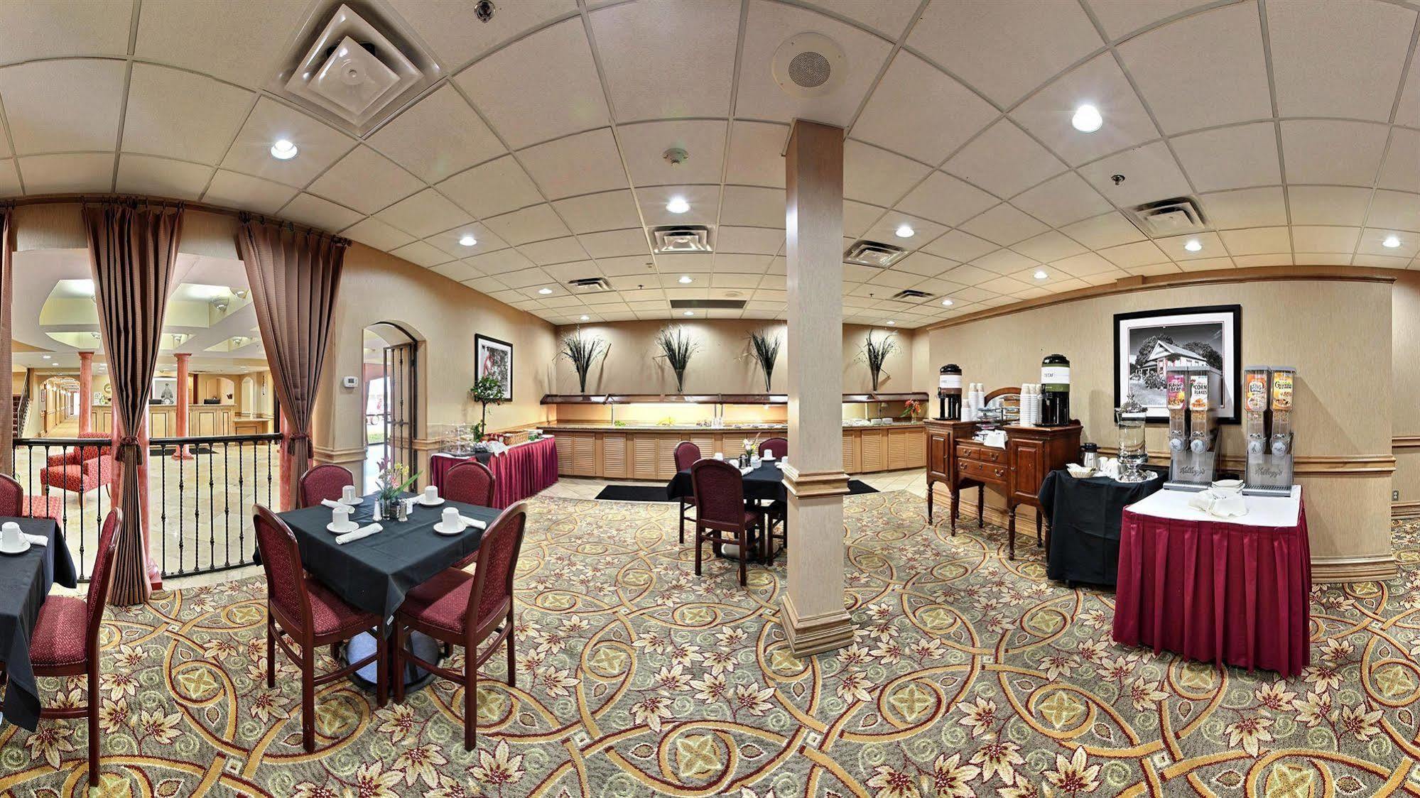 Hotel Clarion International Airport Tulsa