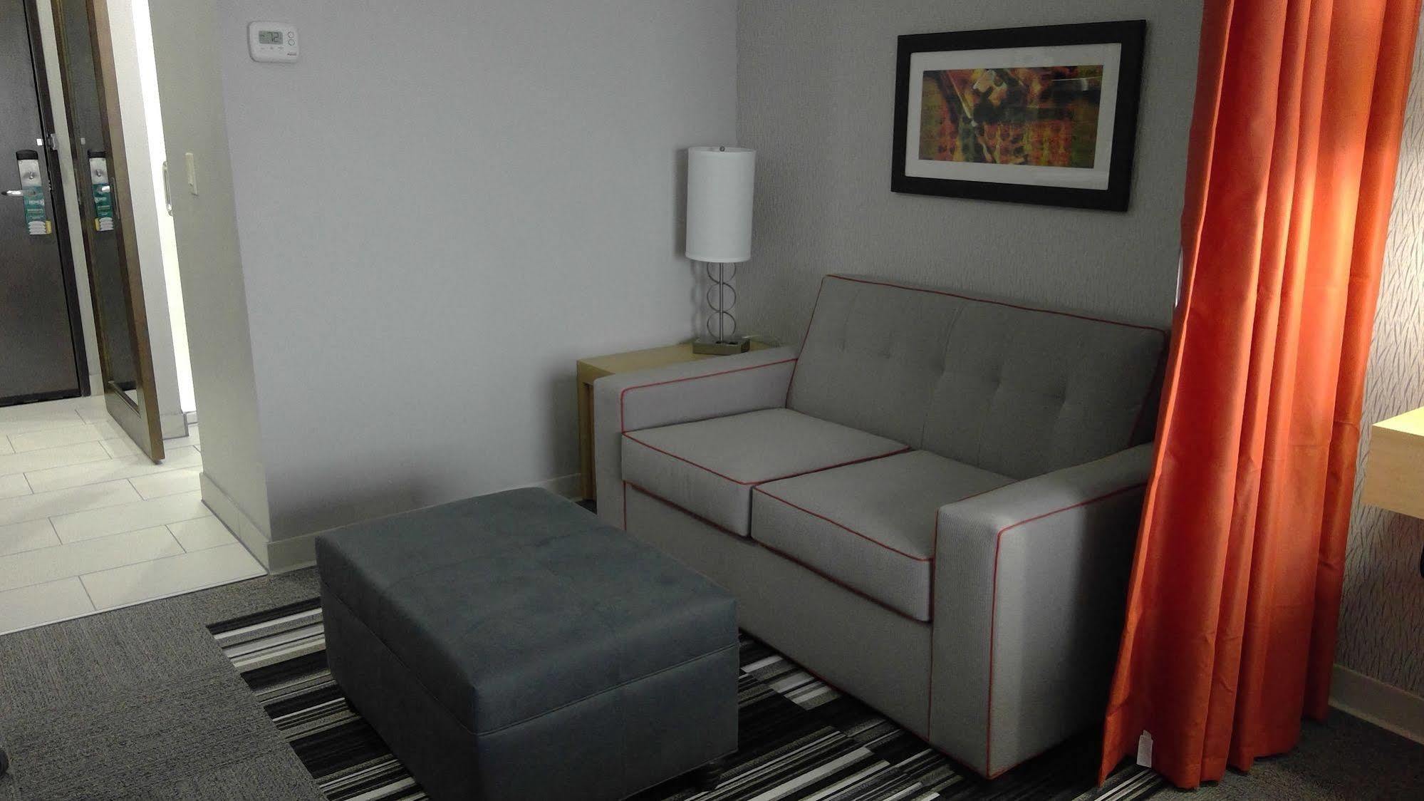 Hotel Home2 By Hilton Hills