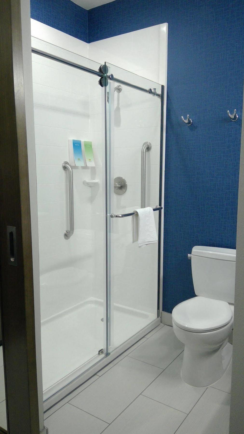Hotel Home2 By Hilton Hills Tulsa