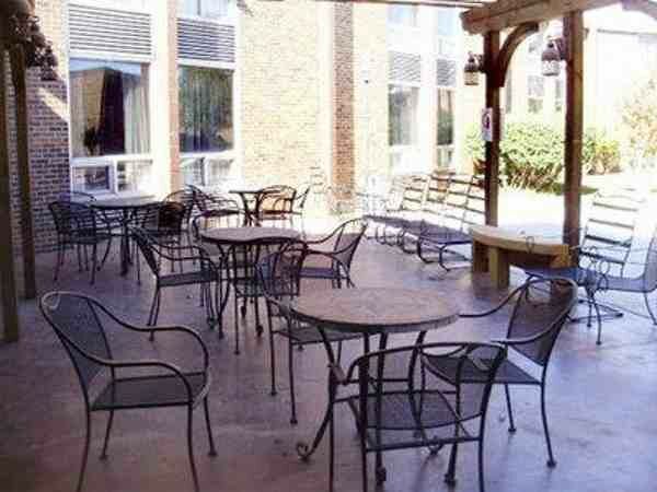 Clarion International Airport 3*