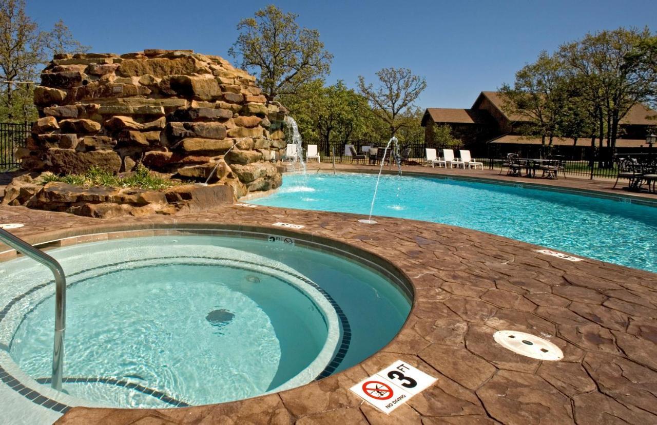 Lodge Postoak And Retreat Tulsa