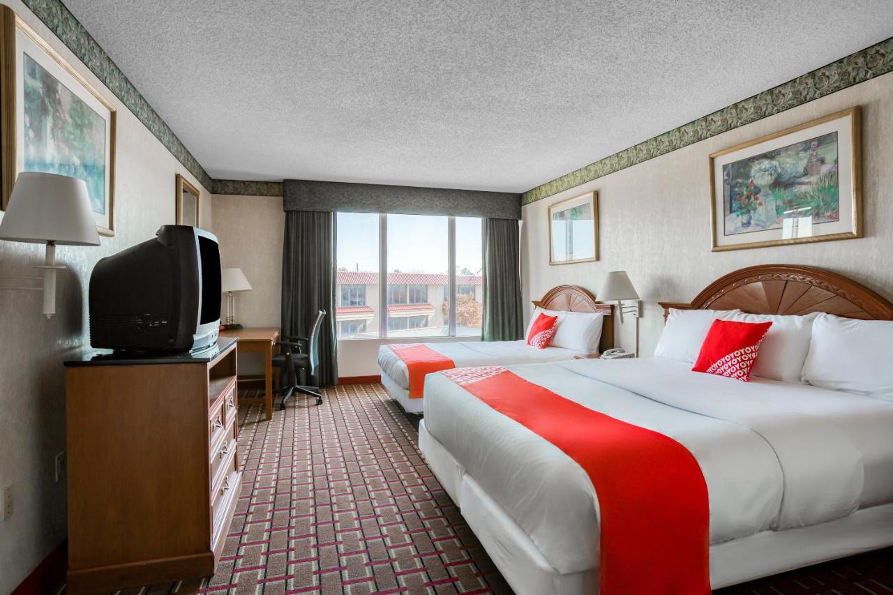 Oyo I-44 Midtown Hotel